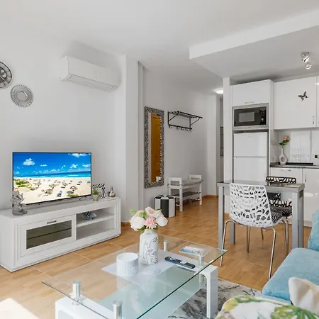 Blue Pearl Apartment In Fuengirola *